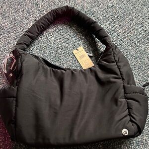 BearPaw Classic Black Shoulder Bag